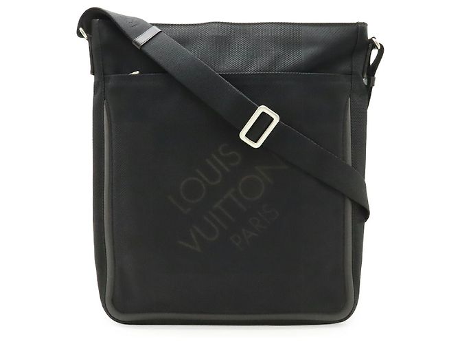 Schultertasche aus Damier Geant Canvas von Louis Vuitton Schwarz