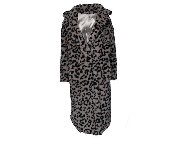 Max Mara, Leopard printed teddy coat Brown