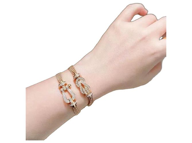 Pulsera Fred de Oro Rosa y Diamantes con Cierre de Caballo Dorado
