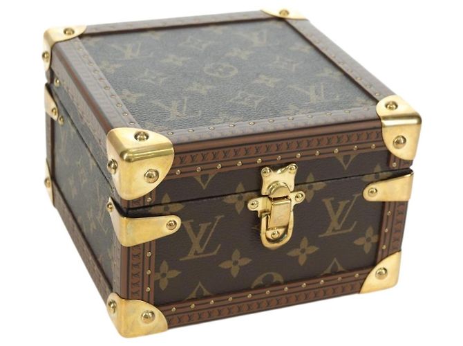 LOUIS VUITTON Trunk Pyramid Monogram M10052 LV Auth BAZ407SM Monogramme