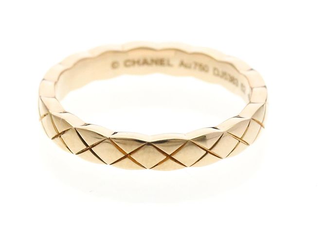 Anillo Mini Coco Crush de Chanel en Oro Rosa Dorado