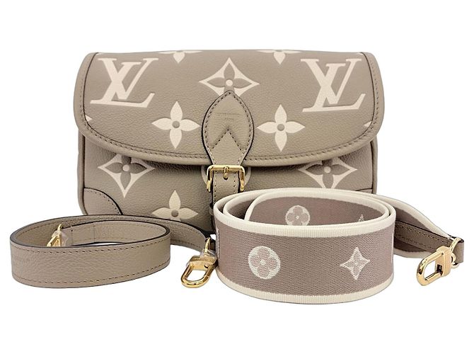 Louis Vuitton Monogram Anhprent Marrom