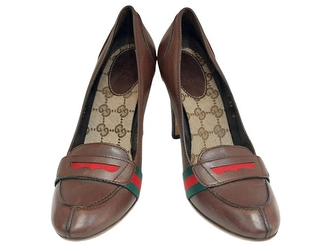 Gucci Three Stripe Pump Heels Brown