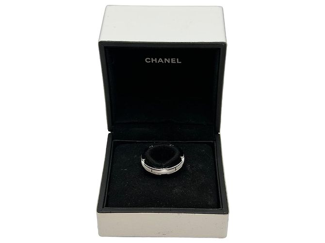 Chanel Weißer Keramischer Ultra-Ring Zustand