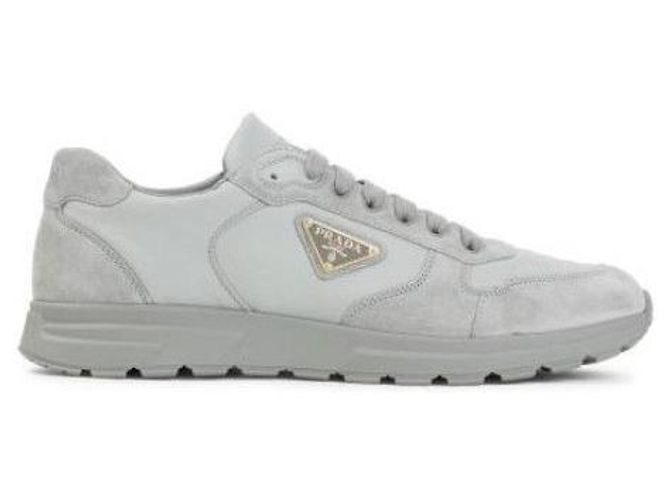 Prada Sneaker Braun