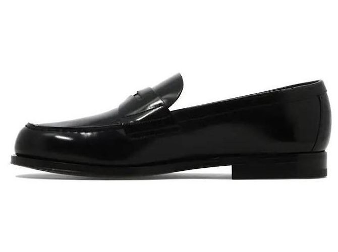 Prada Mocasines con logo de triángulo