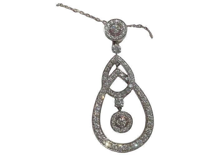 Boucheron Platin Diamant Halskette Wassertropfen Form 2.07 ct Silber