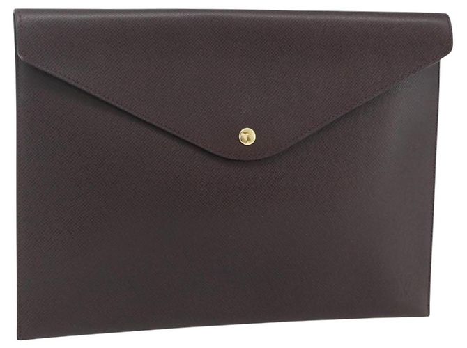 LOUIS VUITTON Taiga Document Case Acajou M99087 LV Auth bs34620 Braun