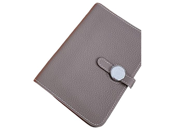 Hermès Dogon Portafoglio Compatto Bifold Togo