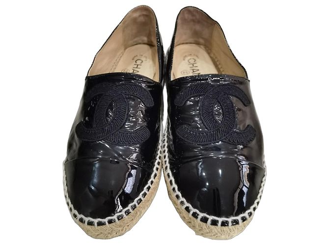 Schwarze Lackleder-Espadrilles von Chanel
