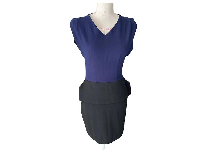 Maje Bicolor Peplum Kleid Marineblau und Schwarz