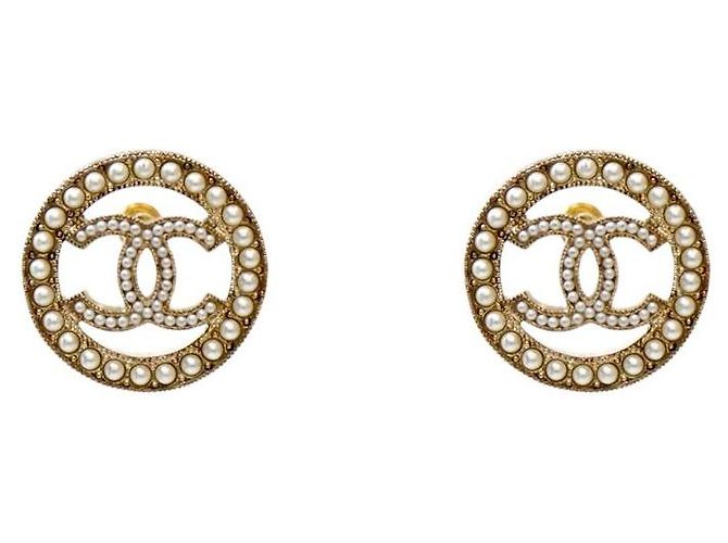 Chanel Boucles d'oreilles Pearl CC Doré