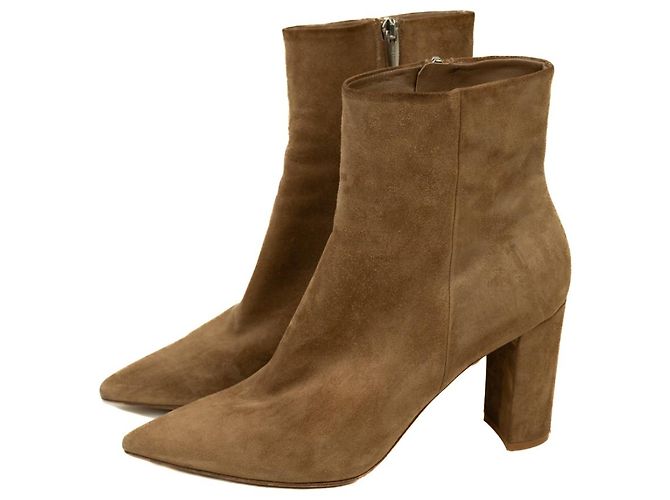 Botas de tornozelo Gianvito Rossi Piper em camurça marrom