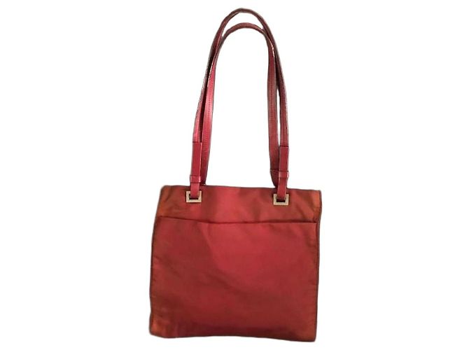 Bolso de Hombro de Nylon Prada Roja