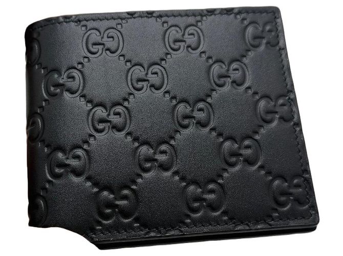 Gucci GG Emblem Wallet in Black Leather