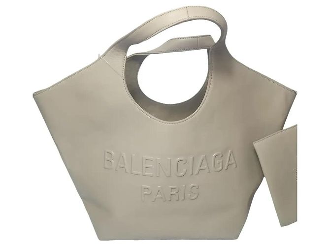 Balenciaga Bolsa Mary Kate Medium em couro bege Cru