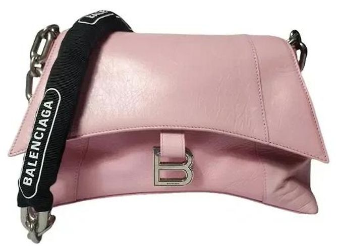 Bolsa Balenciaga Downtown Chain em couro de bezerro rosa