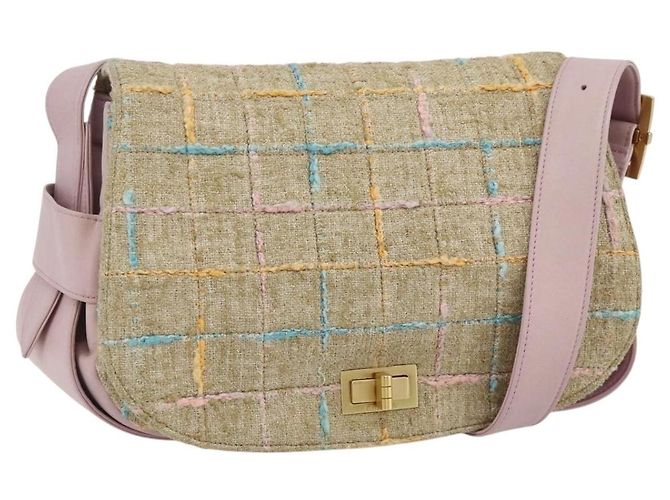 CHANEL 2.55 Schultertasche Tweed Rosa Gold CC Auth 179020SAV Pink Golden