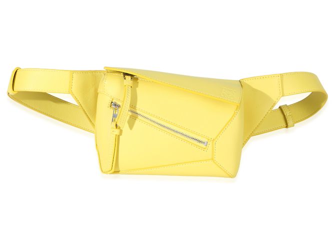 Loewe Mini Puzzle Edge Bumbag em couro de bezerro amarelo