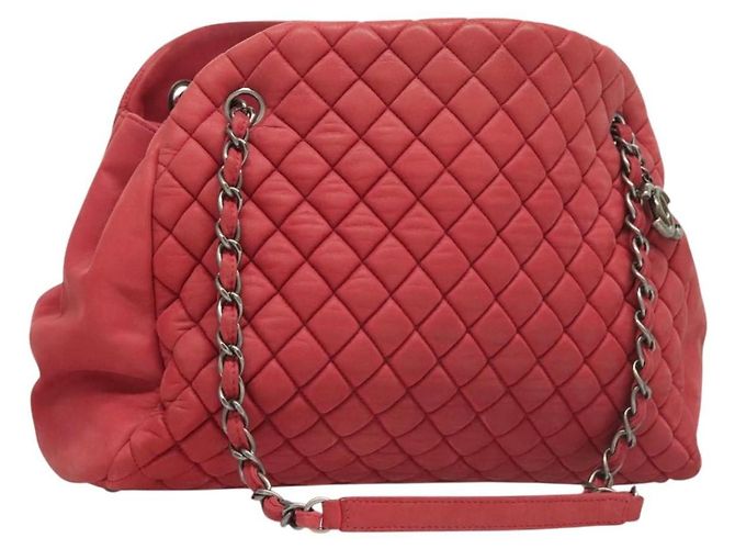 Chanel Matelasse Chain Leather