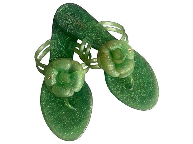 Chanel Camélia Grüne Glitzer Flip-Flops