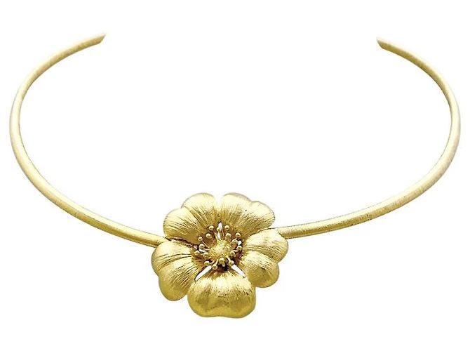 Collar Lalaounis 'Fleur' en oro amarillo.