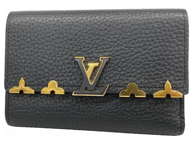 Capucines Louis Vuitton Tri-fold Wallet in Noir Black