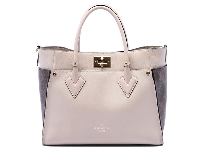 Louis Vuitton Monogram Beige On My Side MM