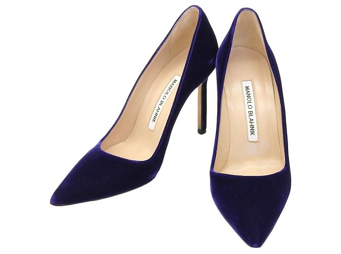 Décolleté in velluto BB90 di Manolo Blahnik Porpora