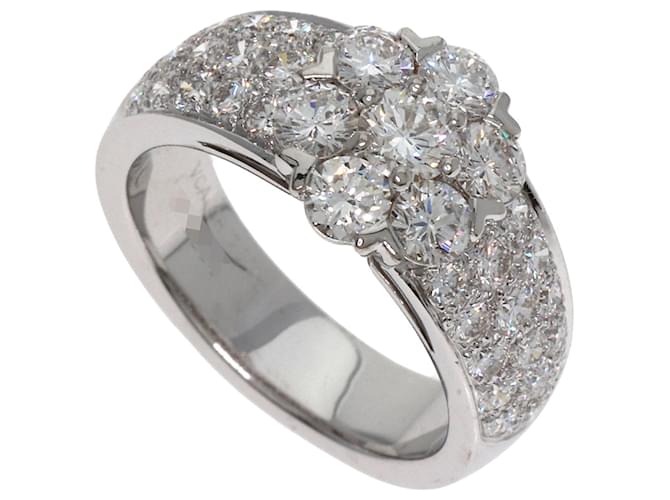 Van Cleef & Arpels Fleurette Diamond Ring 