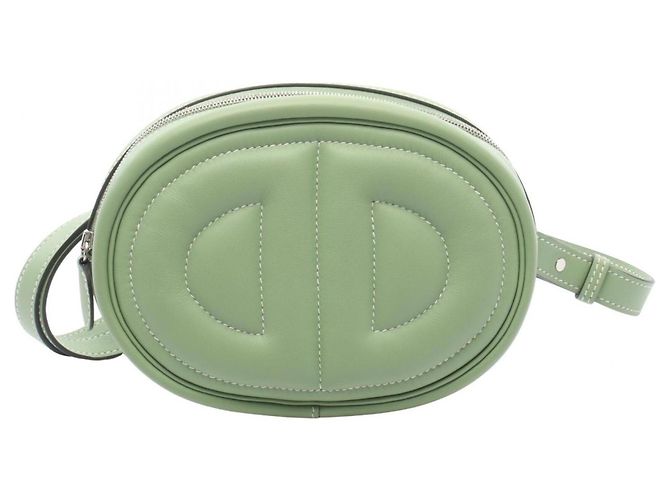 Bolso de Cintura In-the-Loop Verso de Hermès Verde Verde claro