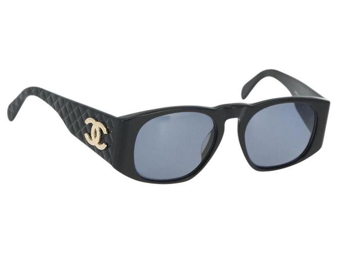 CHANEL Sunglasses plastic Black CC Auth YKZ400