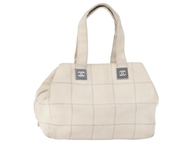 CHANEL Choco Bar Handtasche Leder Weiß Silber CC Auth 178206