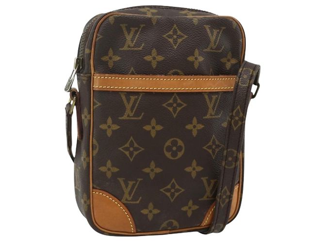 LOUIS VUITTON Bolsa de Ombro Monogram Danube M45266 LV Auth mr2355A Monograma