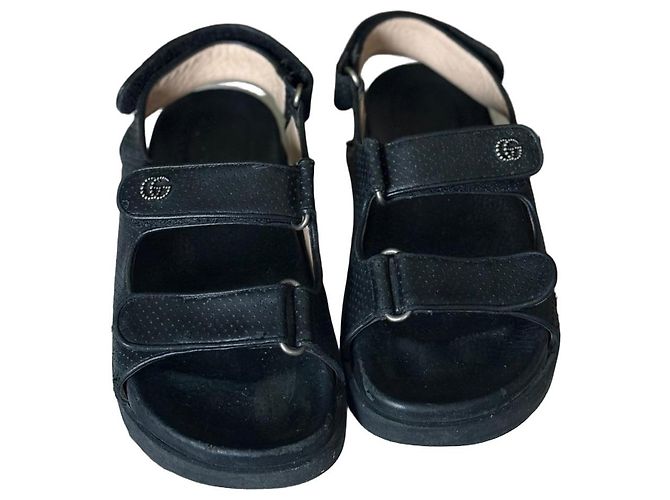 Gucci Sandali in pelle nera traforata Nero