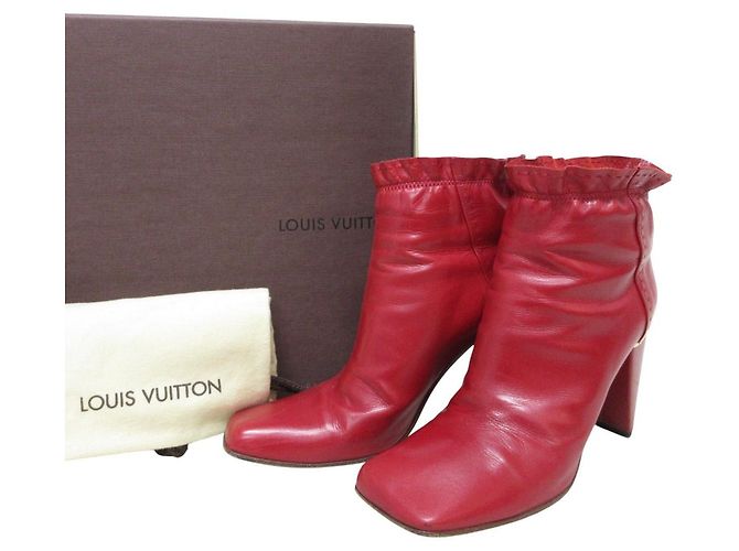 Louis Vuitton Rüschen-Leder-Short-Boots Rot