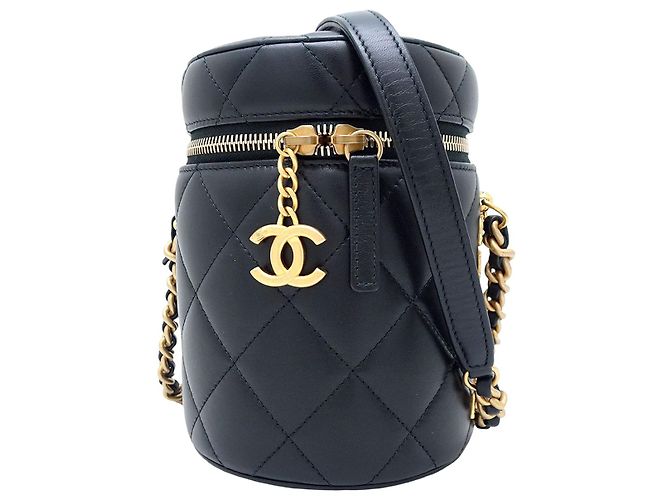 Chanel Vanity Case Black Small Quilted Lambskin Side Note Noir