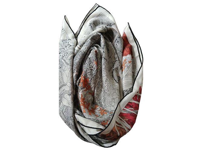 Sciarpa Hermès in Cashmere e Seta Nero 