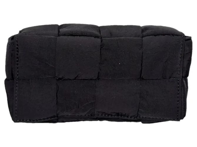Bottega Veneta Borsa Cassette in Nylon Nero