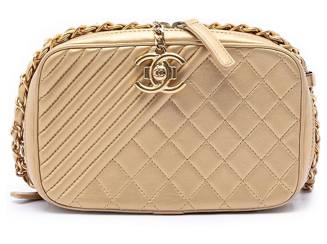 Borsa a tracolla Chanel Gold Small Quilted Lambskin Coco Boy D'oro