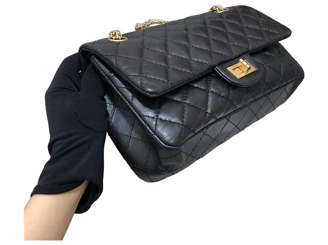 Chanel 2.55 Kleine Schwarze gesteppte Lederhandtasche