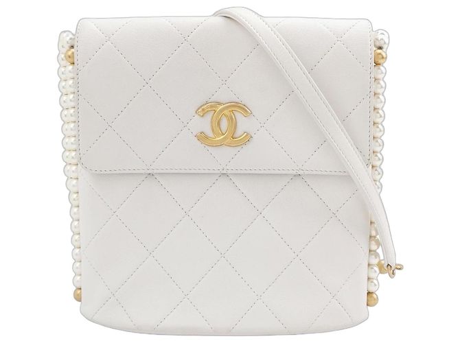 Borsa a tracolla Chanel Pearl Chain Hobo in pelle bianca Bianco