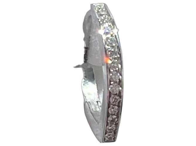 Orecchini a cerchio Repossi Antifer in oro bianco e diamanti Argento
