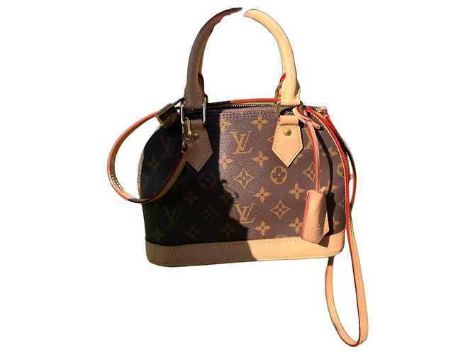 Louis Vuitton Monogram Alma BB Marron