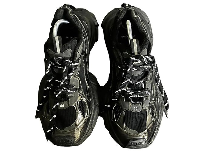 Balenciaga Triple S Sneaker Schwarz