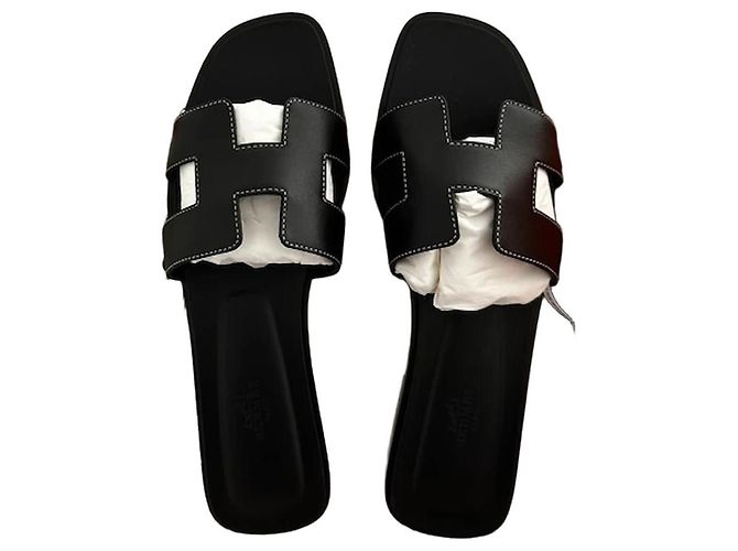 Sandali Hermès Oran in pelle nera Nero