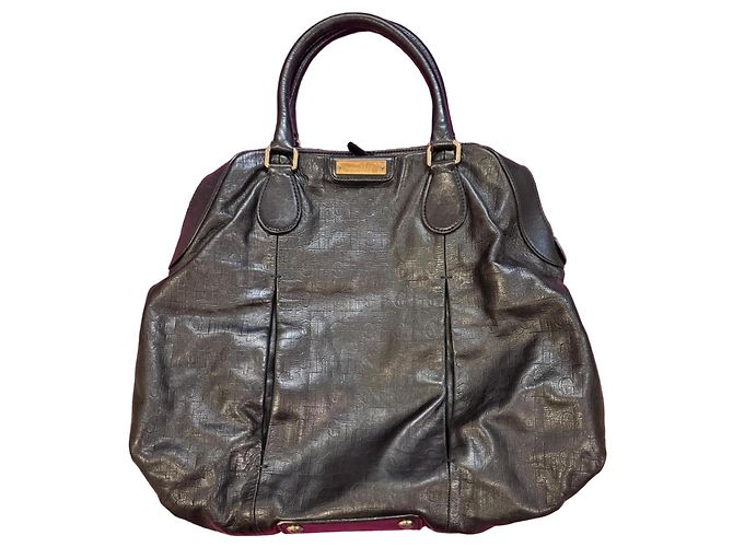 Gianfranco Ferré Handtasche aus schwarzem Leder