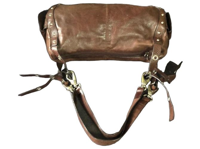 Balenciaga Borsa a tracolla in pelle marrone con borchie