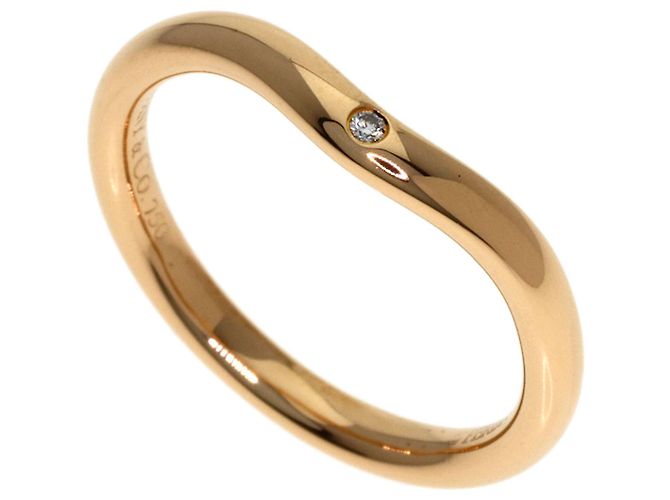 Anillo de banda curva en oro rosa de 18K de Tiffany & Co.