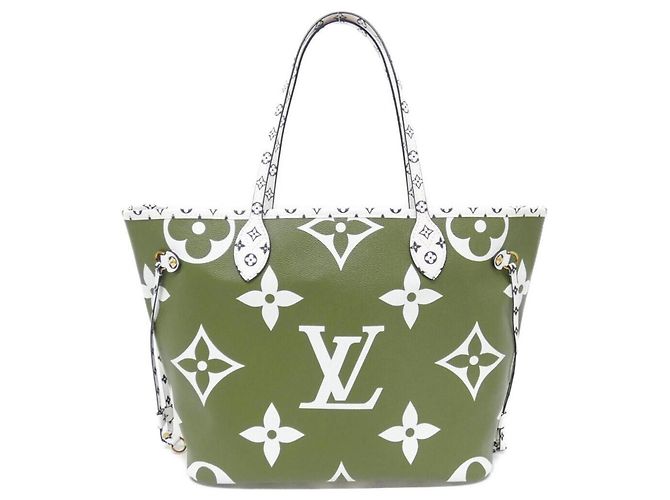 Louis Vuitton Monogram Giant Neverfull MM Handbag Khaki